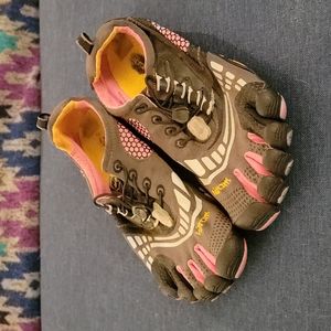 Vibram Fivefingers KMD Sport LS shoes